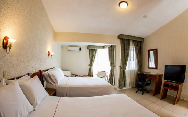 Hotel Estancia Business Class