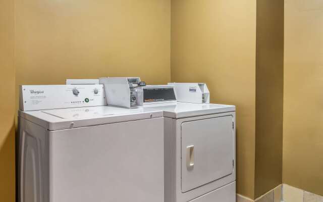 Quality Inn I-74 Batesville