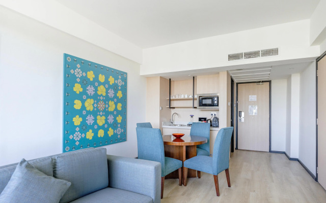 Radisson Hotel Brunei Darussalam