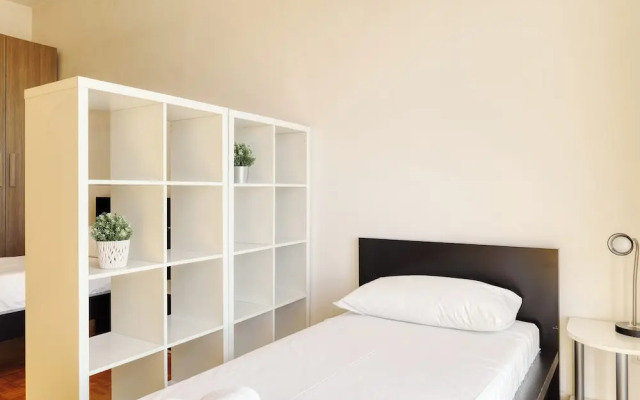Stylish 2BR flat next to Navigli