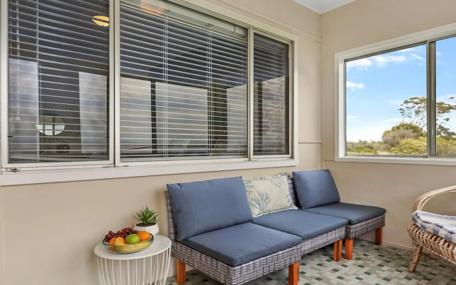 Ocean Blue Apartment Two - oceanfront apartment