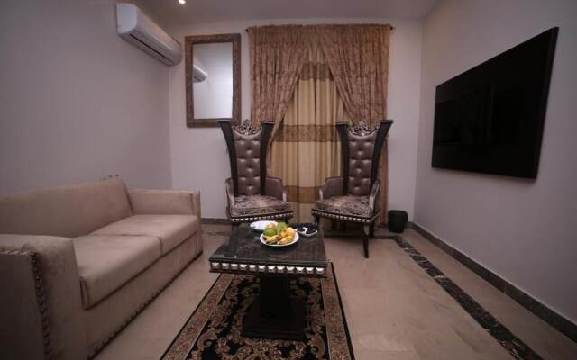 Zifan Hotel & Suites