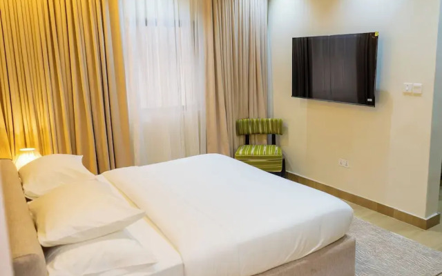 7EVEN Suites