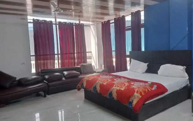 Ma Parvati residency