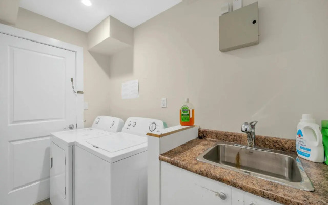 Oakridge Home