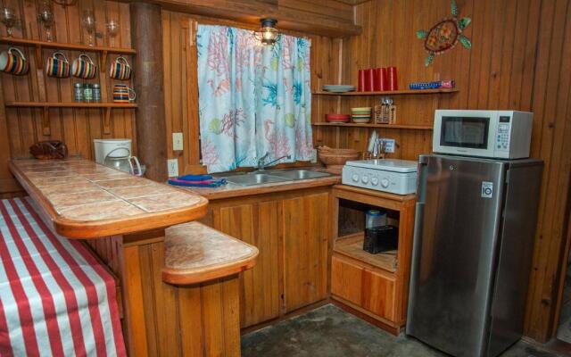 Blue Island Divers Casa Descanso