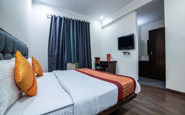 OYO 14545 Hotel Blueleaf