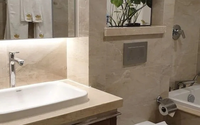 Stay In Vietnam Vinhomes Golden River