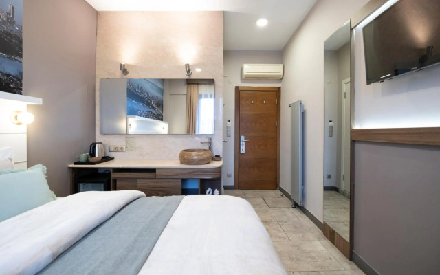 The Pera Hotel