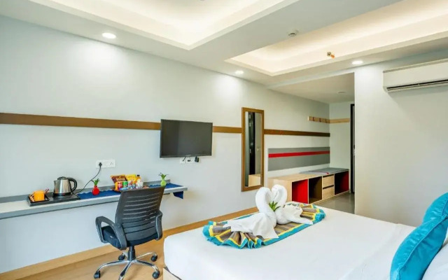 Inde Hotel Golf Course Extension