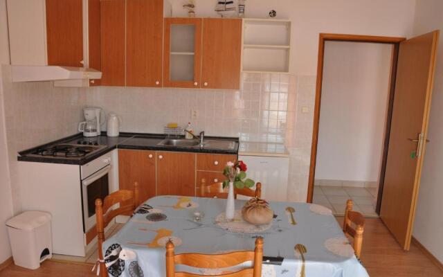 Pljesa Apartments