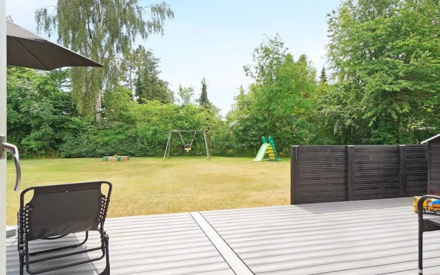 6 Person Holiday Home in Hojby