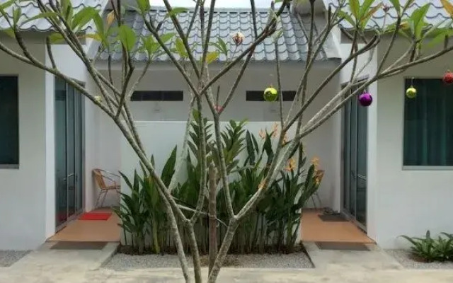 The Courtyard Villa