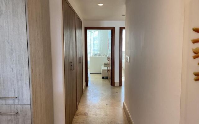 Apt w Beach Front Beach Access at Nueva Romana