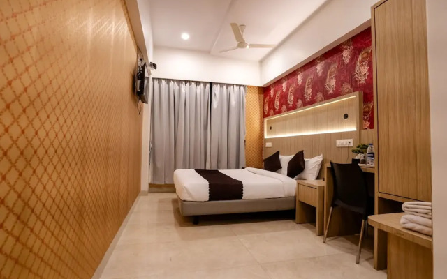 Hotel Grand Seasons