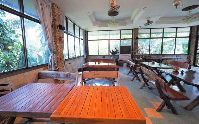 Ruenrimkwai Resort