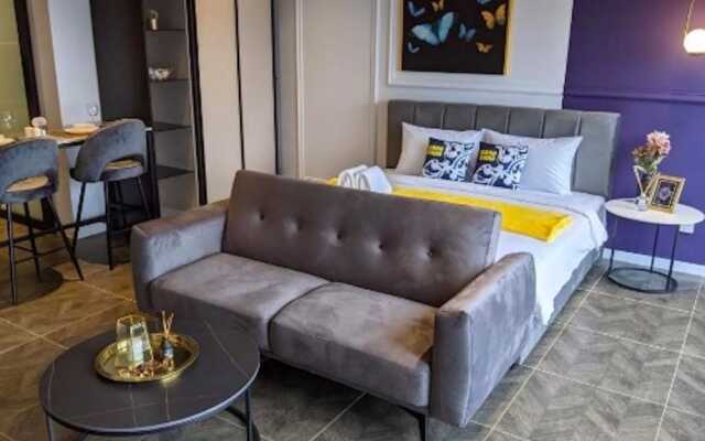 Mana-Mana Suites at Scarletz KLCC