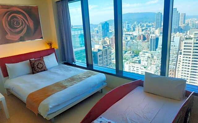 85大樓海景街景房