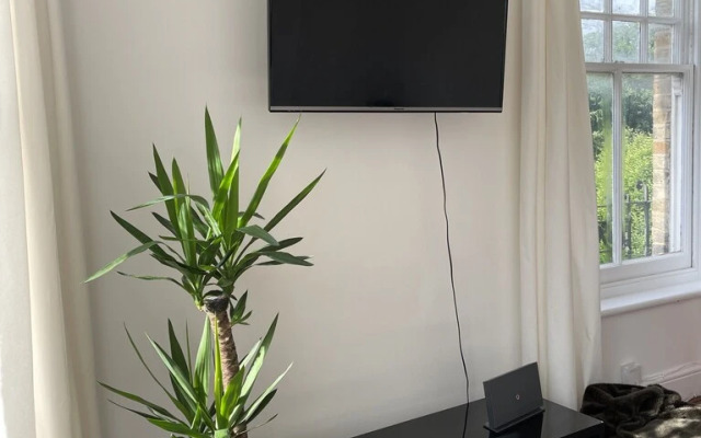 First Rate Apartment