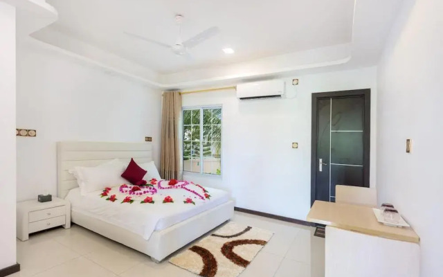 K Inn Kaashidhoo