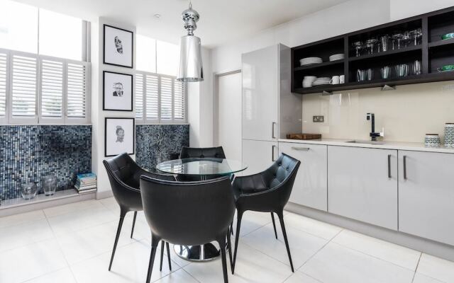 Super Luxury 2 Bedroom Flat City of London