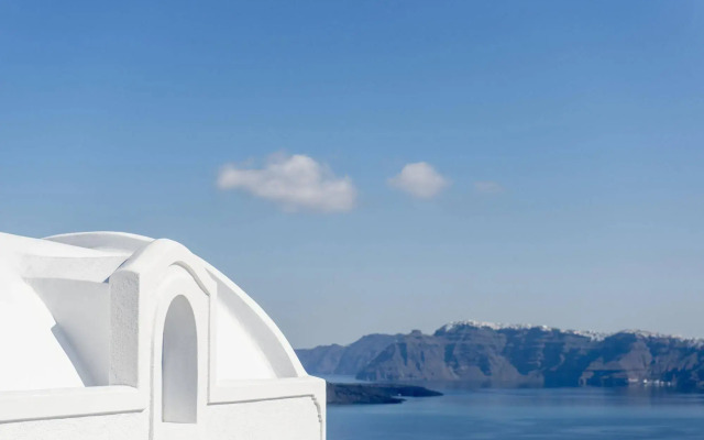 Earino Suites and Villas