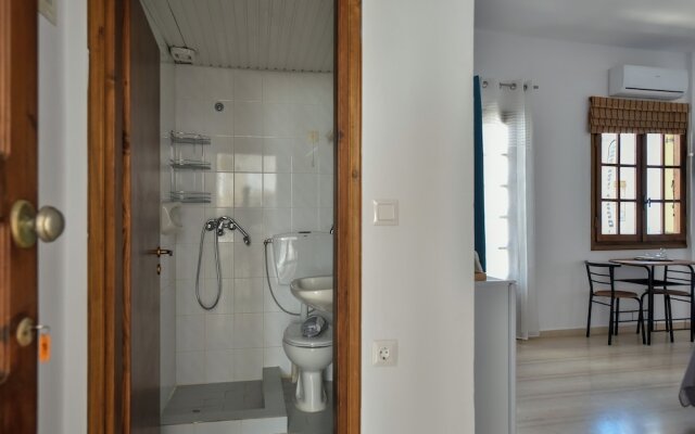 Eva Studios & Apartments