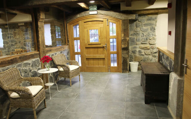 Hostal Lopenea