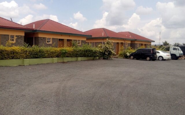Savannah Lodge Nguluni