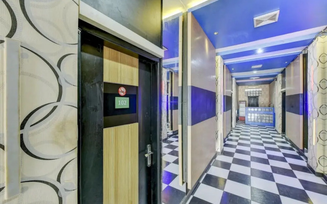 Zaara Guest House Syariah by OYO Rooms