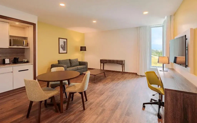 Holiday Inn Quito Airport