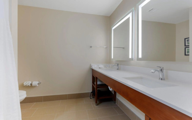 Comfort Suites West Monroe near Ike Hamilton Expo Center