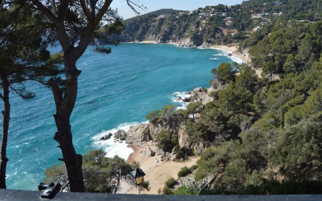 Les Terrasses De Cala Llevado 01