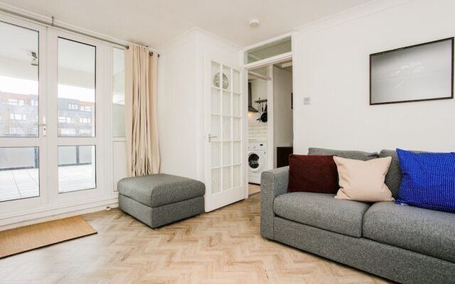 2 Bedroom Flat In Whitechapel