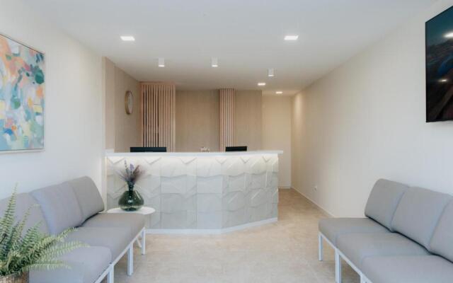 Marinell Collection Palm-Mar