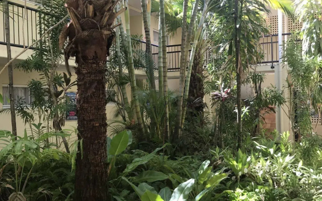 Villa Vaucluse Apartments of Cairns