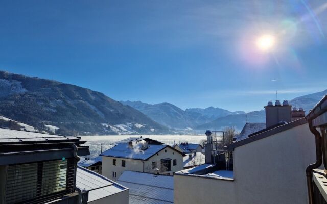 Penthouse Lake Mountains View Incl Summer Card