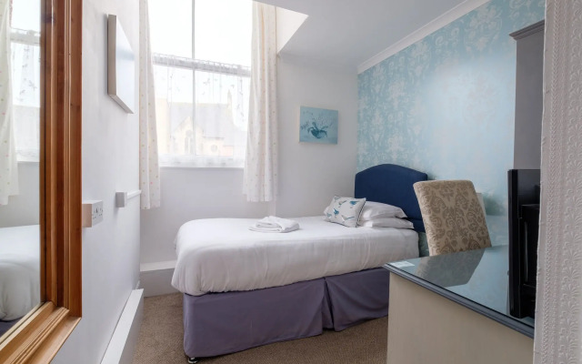Newport Quay Bed and Breakfast