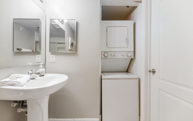 Amazing 3 BR Apartment At Brickell