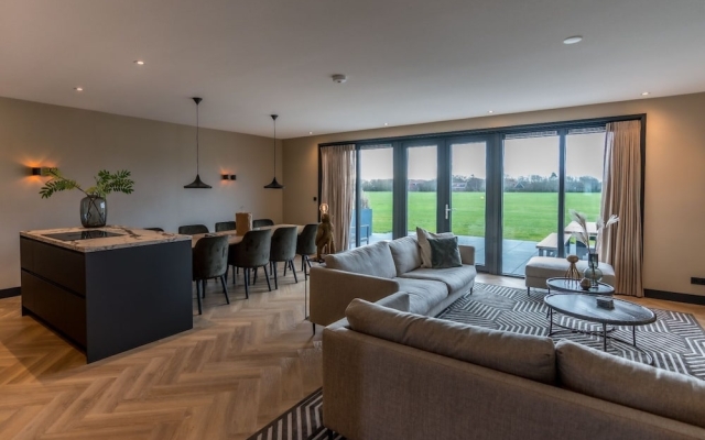 Modern 8-person Villa in De Cocksdorp, Texel