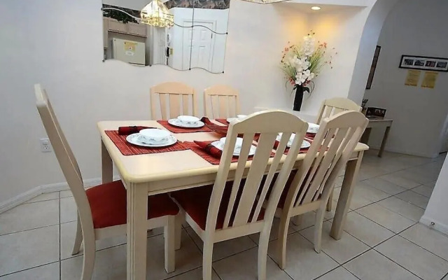 663 4-bedroom Pool Home, Eagle Pointe Kissimmee