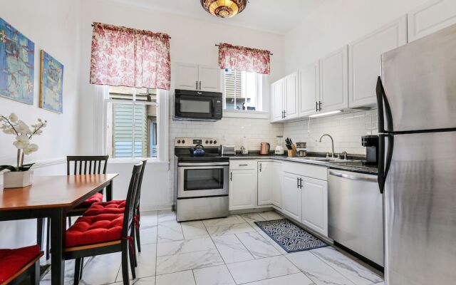 Uptown Spacious 4BD w Historic Charm