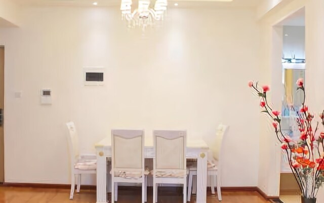 Chengdu Small Apple Thene Hotle