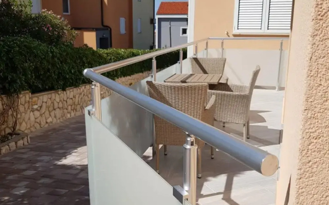 Apartments Sun Dance 2 With Heated Pool