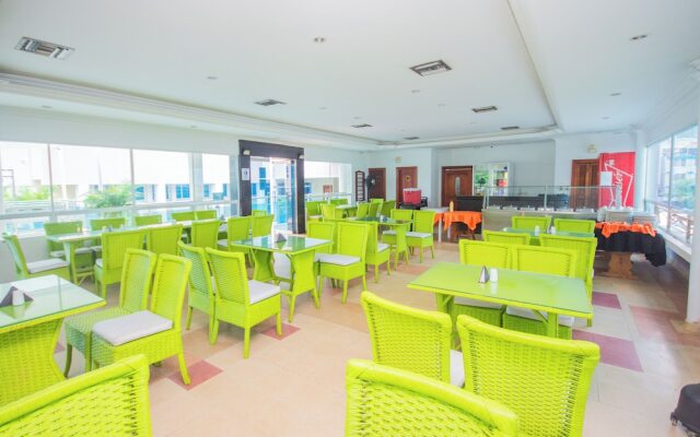 Hotel Sorrento Santa Marta