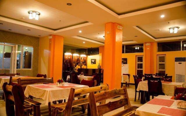 One Averee Bay Hotel