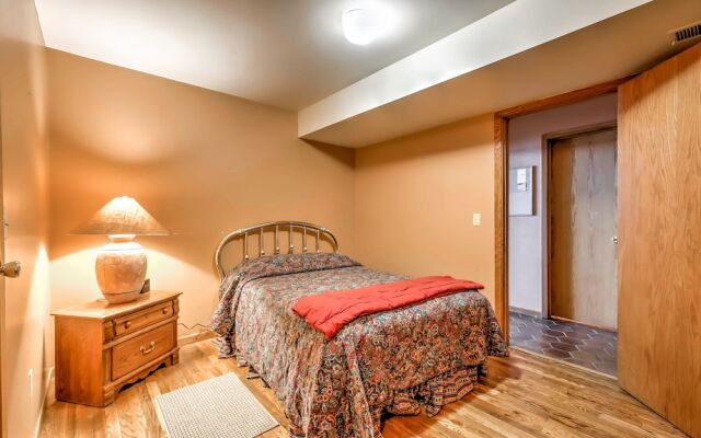 438midsu 4 Bedroom Home