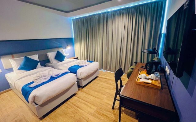 South32 Hotel