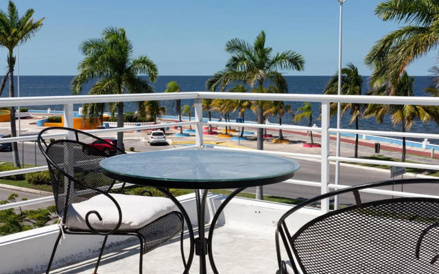 CASA OCASO - Your home away from home