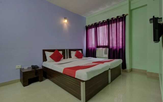 OYO 4843 Hotel City Palace